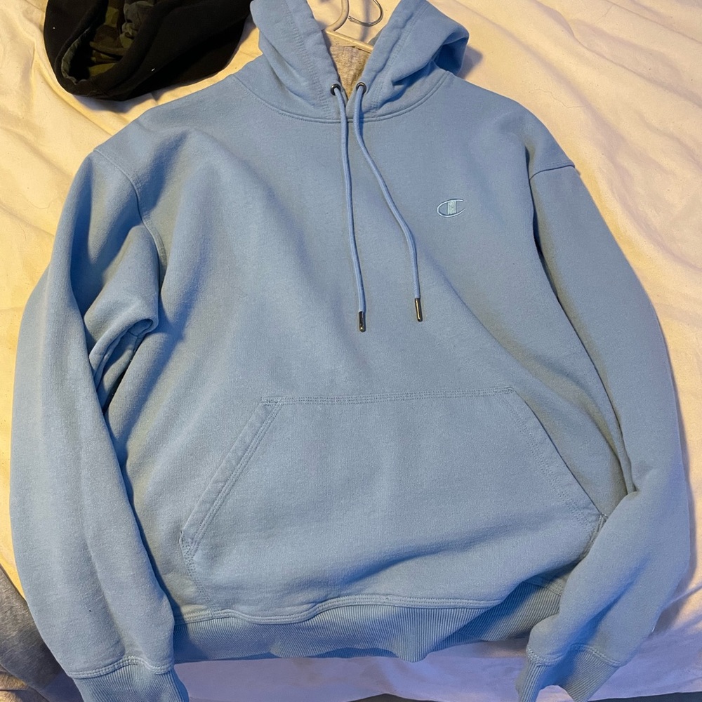 Champion Sweatshirt, Color Light Blue, Size Large, Brand Champion